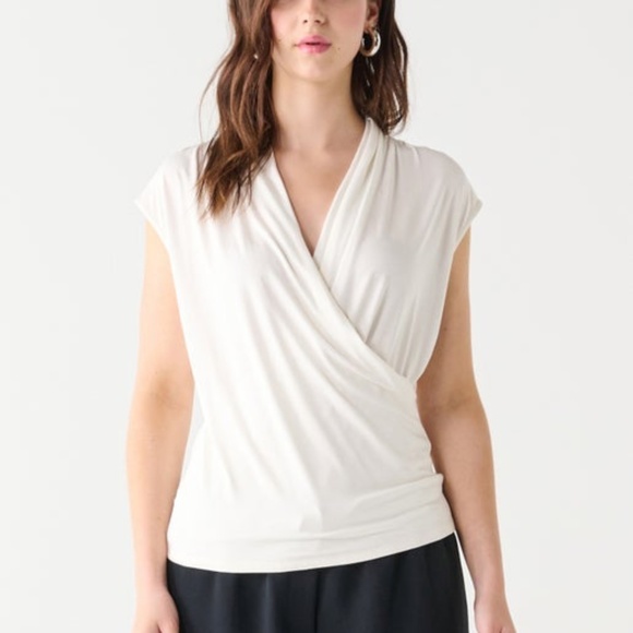 NWT Drapey wrap tank in off white by Black Tape - Picture 1 of 4